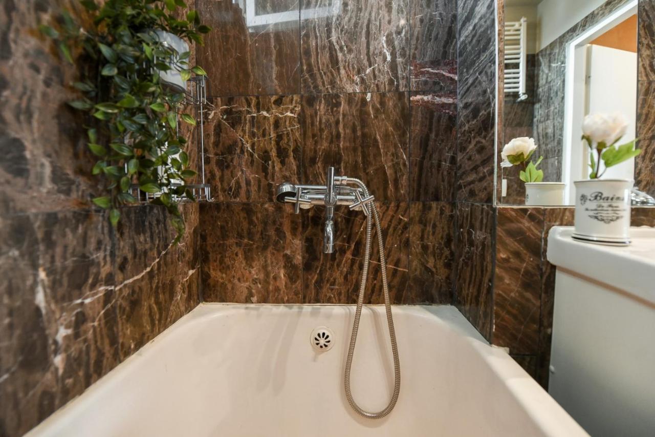 Spectacular Views & Modern Comfort: Your Dream Duplex In Central Bucharest Leilighet Eksteriør bilde
